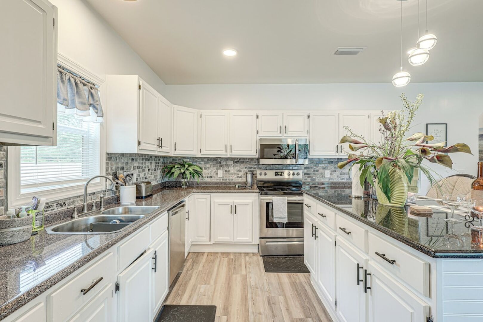 Pensacola Home on 1 Acre w/ Large Yard & Grill!