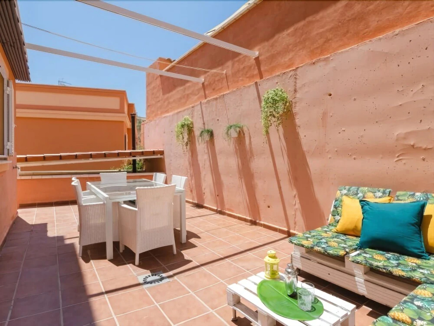 Las Biznagas, casa con barbacoa y piscina comunitaria