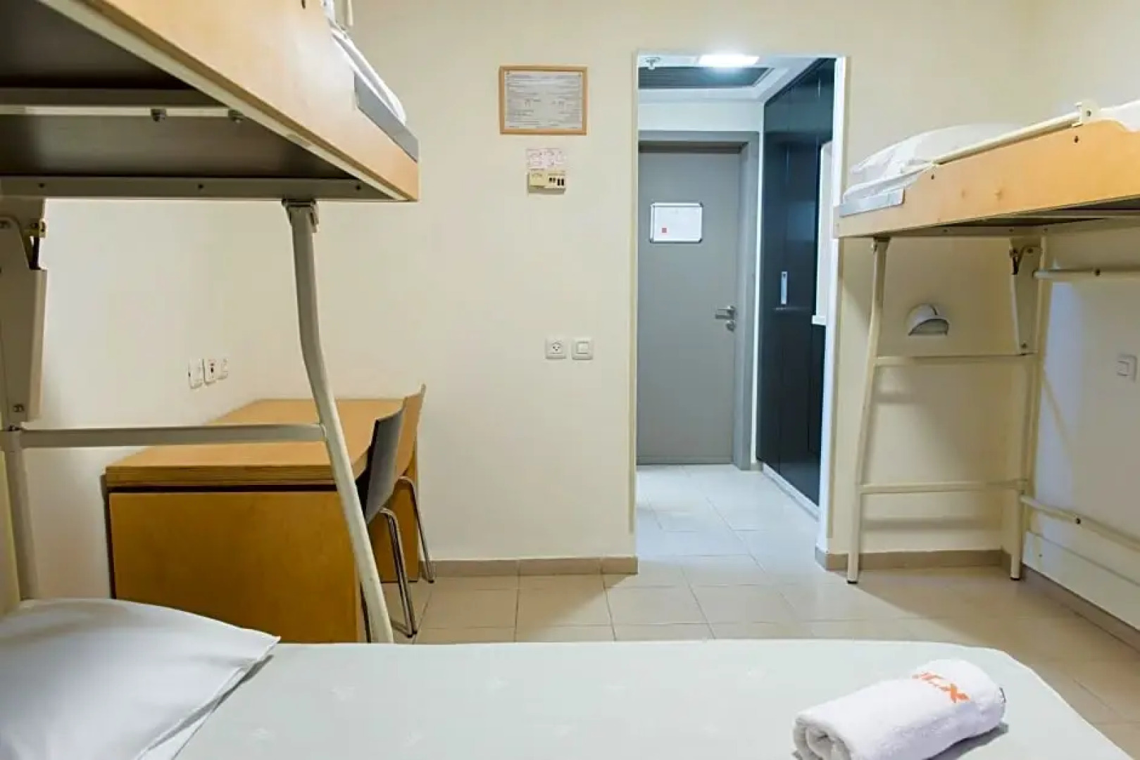HI - Shlomi Hostel
