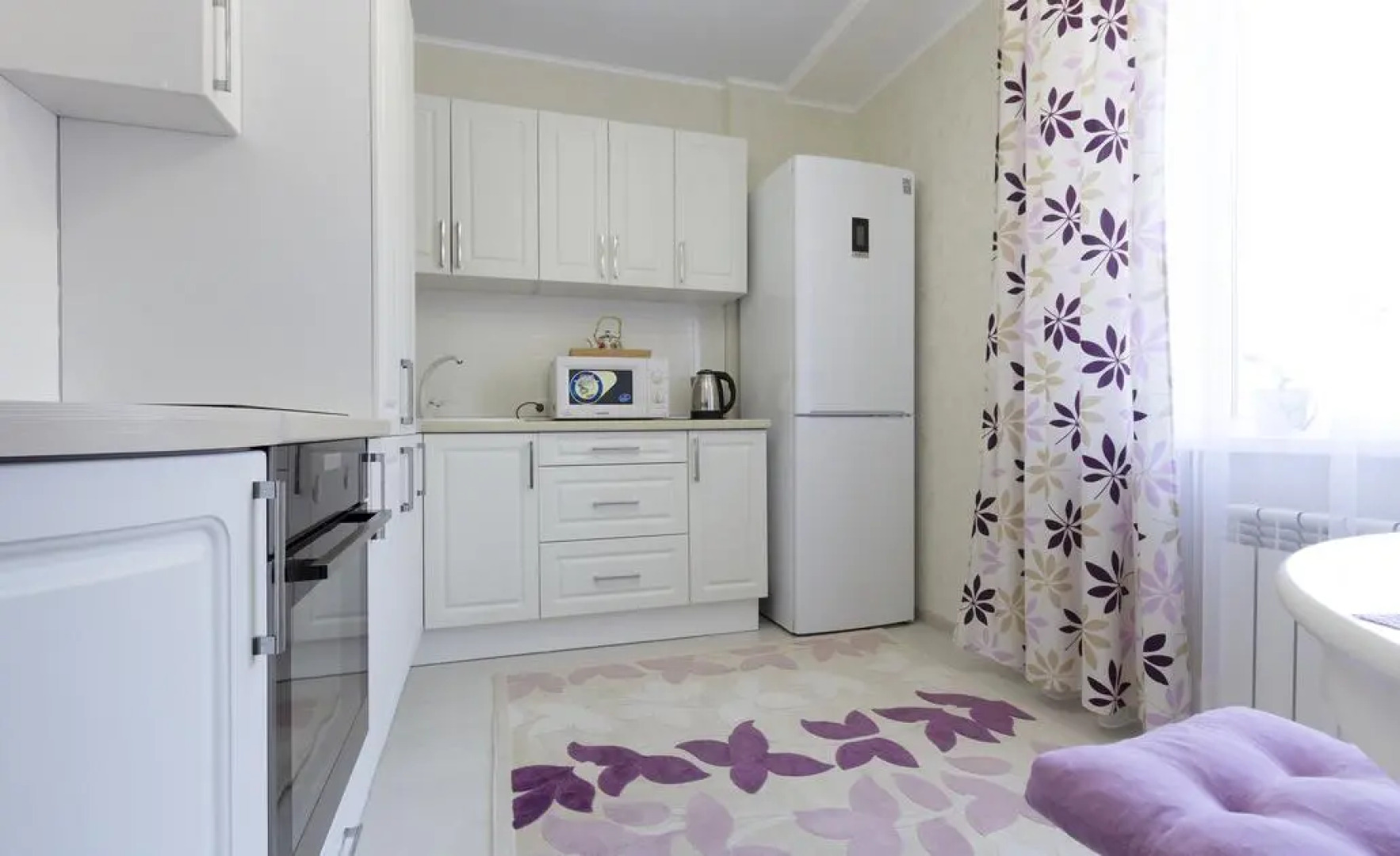 Green FOX на Латышева 3Е/1