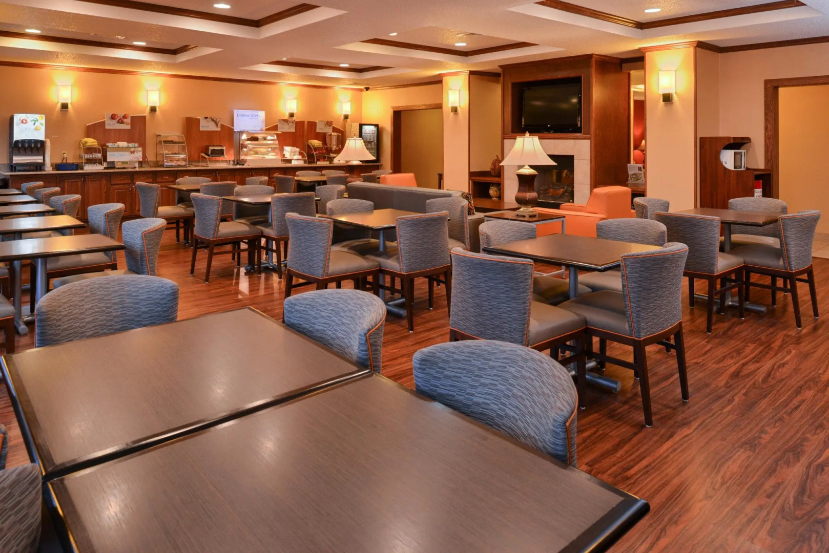 Holiday Inn Express Hotel & Suites Lancaster-Lititz by IHG