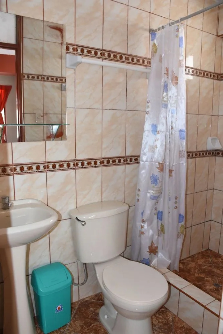 Hostal Sun Palace Inn