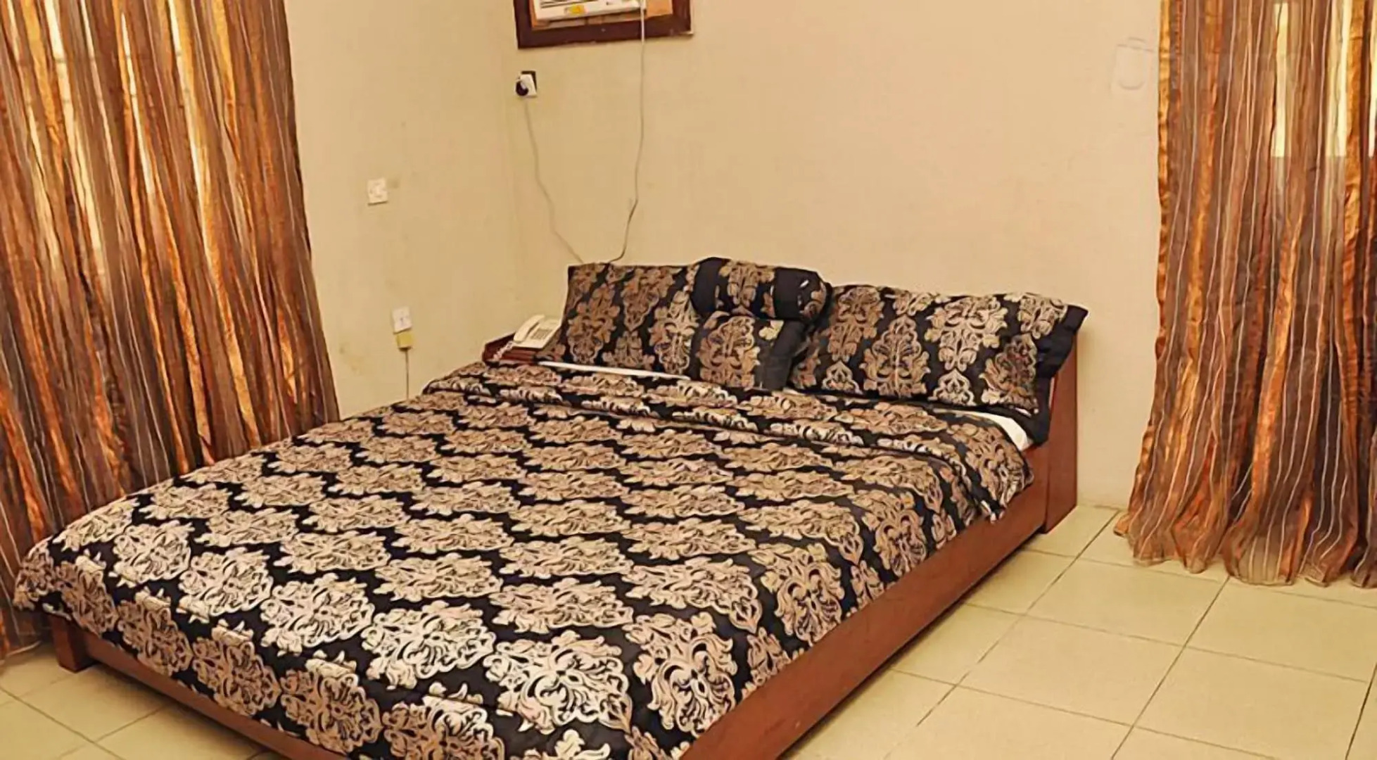 Golden King Apartment Hotel