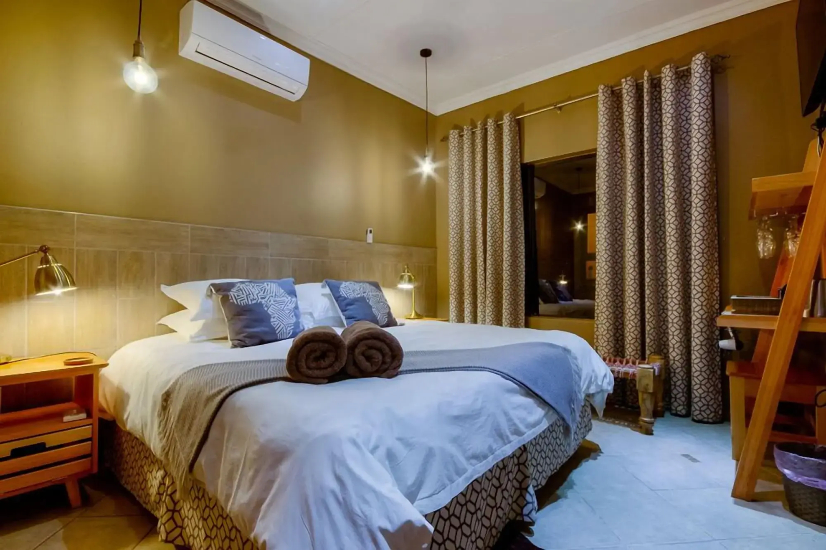 St Lucia Livingston Lodge