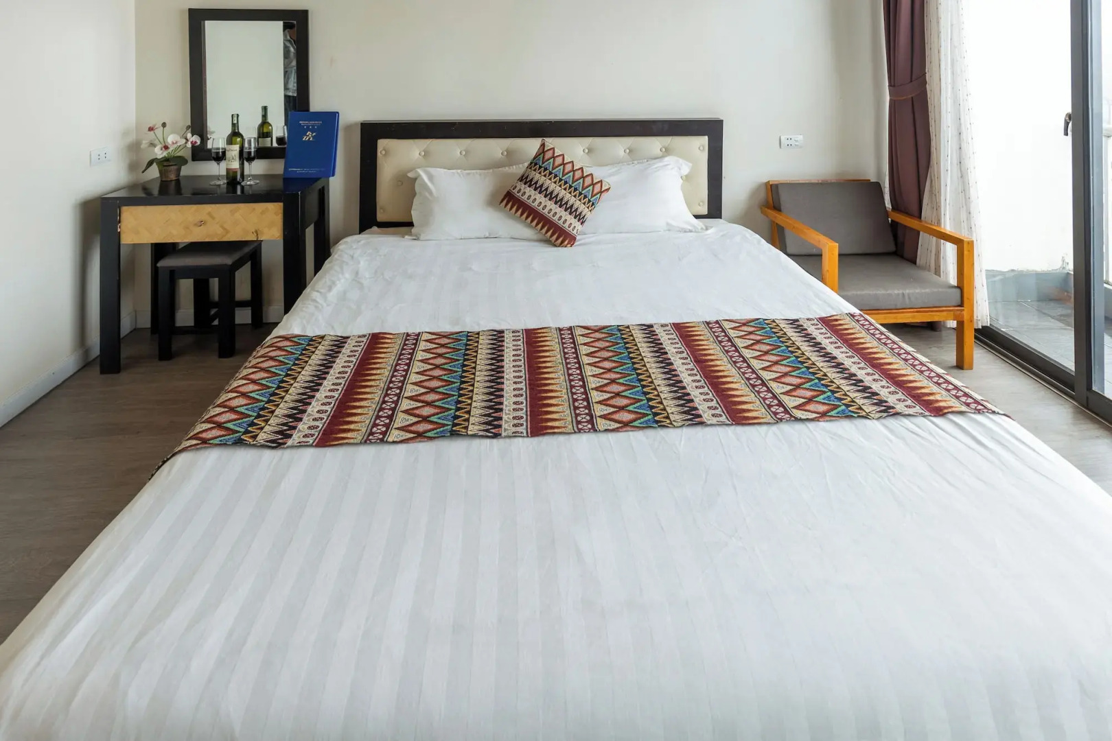 Phuong Nam Mountain View Hotel