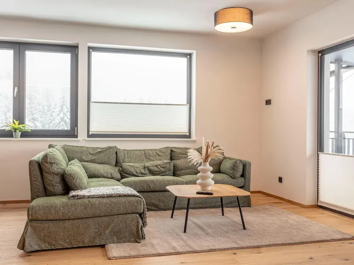 Apartment With Infinity Pool