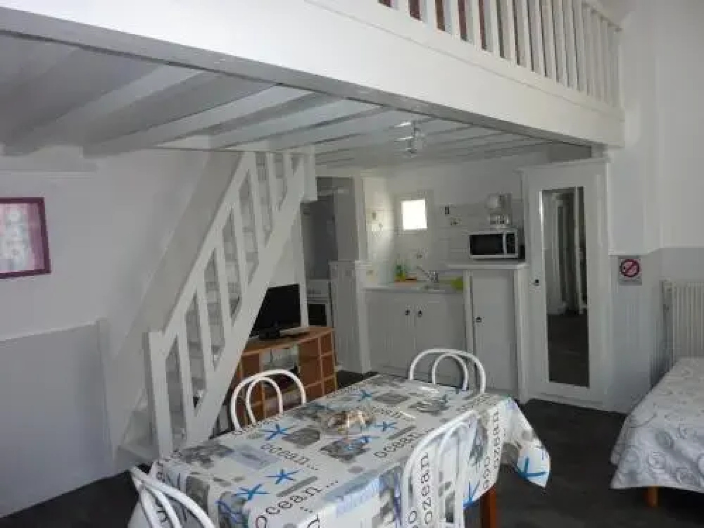 Hôtel-Résidence Le Grillon