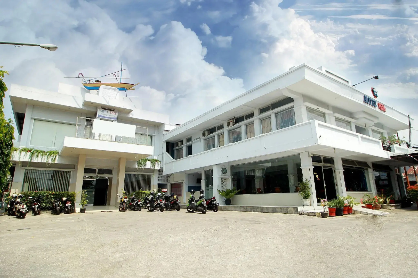 OYO 1669 Hotel Vista Syariah