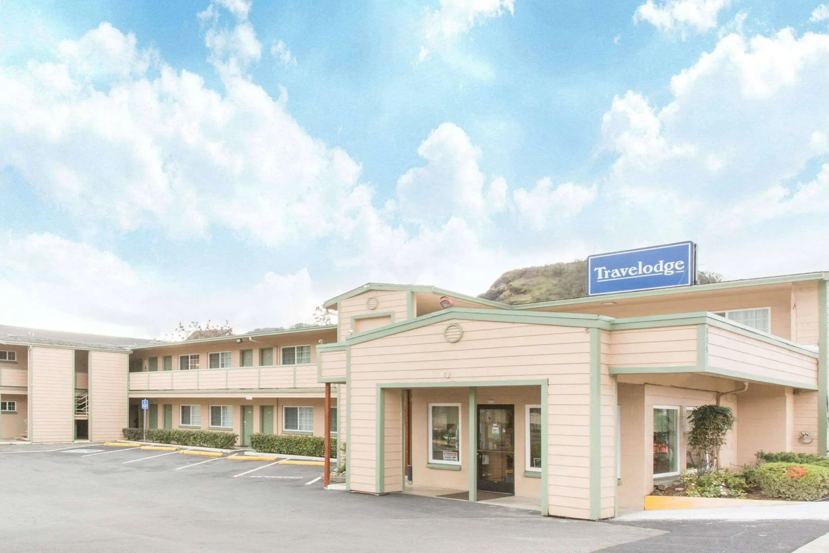 Riverfront Inn Roseburg