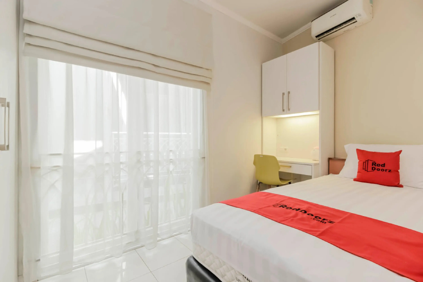 RedDoorz Syariah Plus @ Jatibening