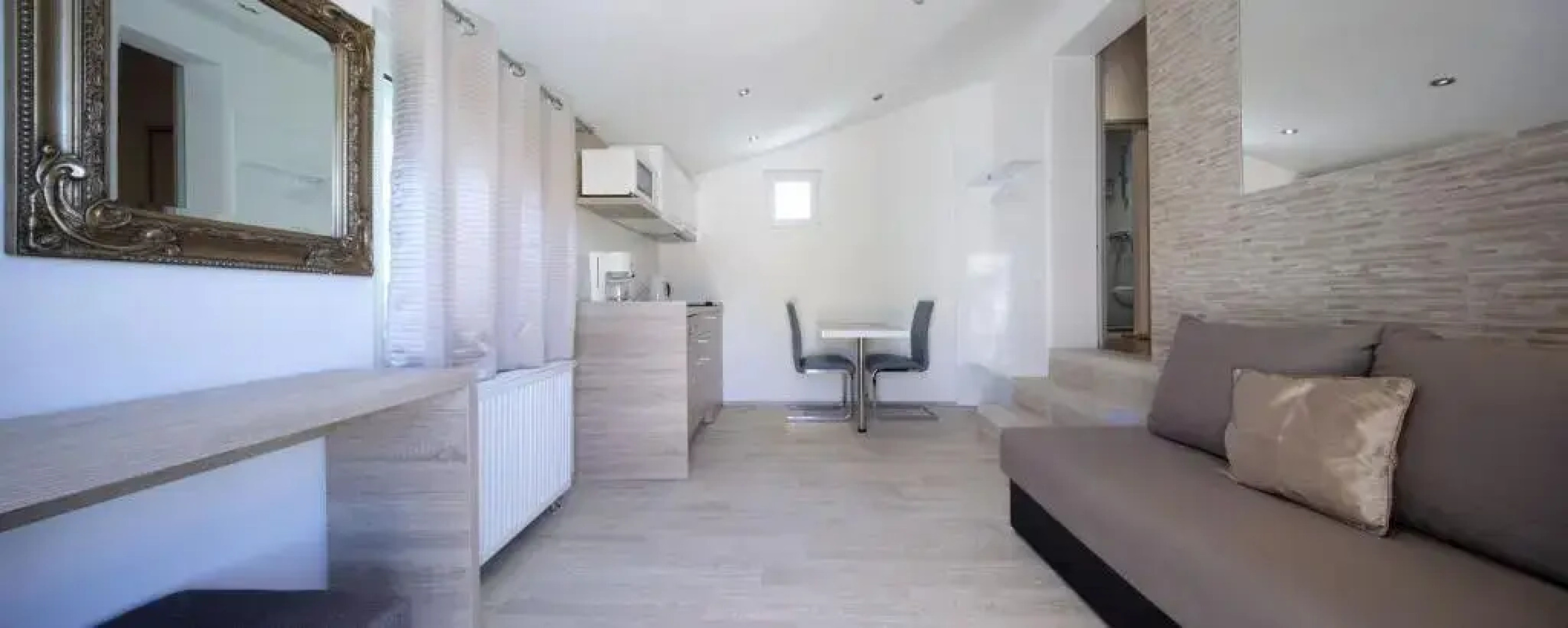 Beach Apartments Ankora