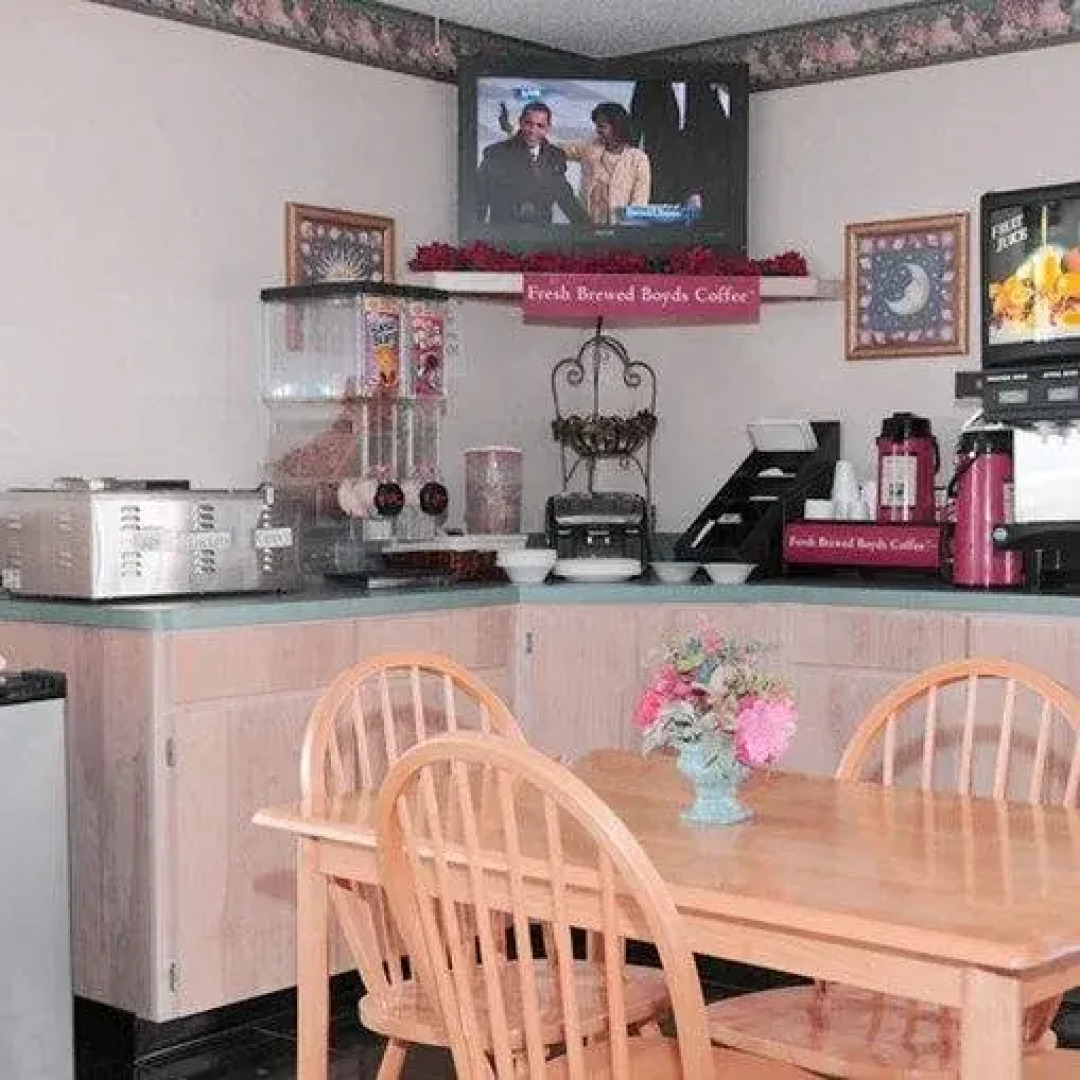 American Inn Cleburne