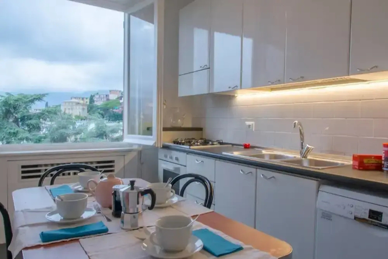 Altido Fabulous Villa Montuoro in Rapallo