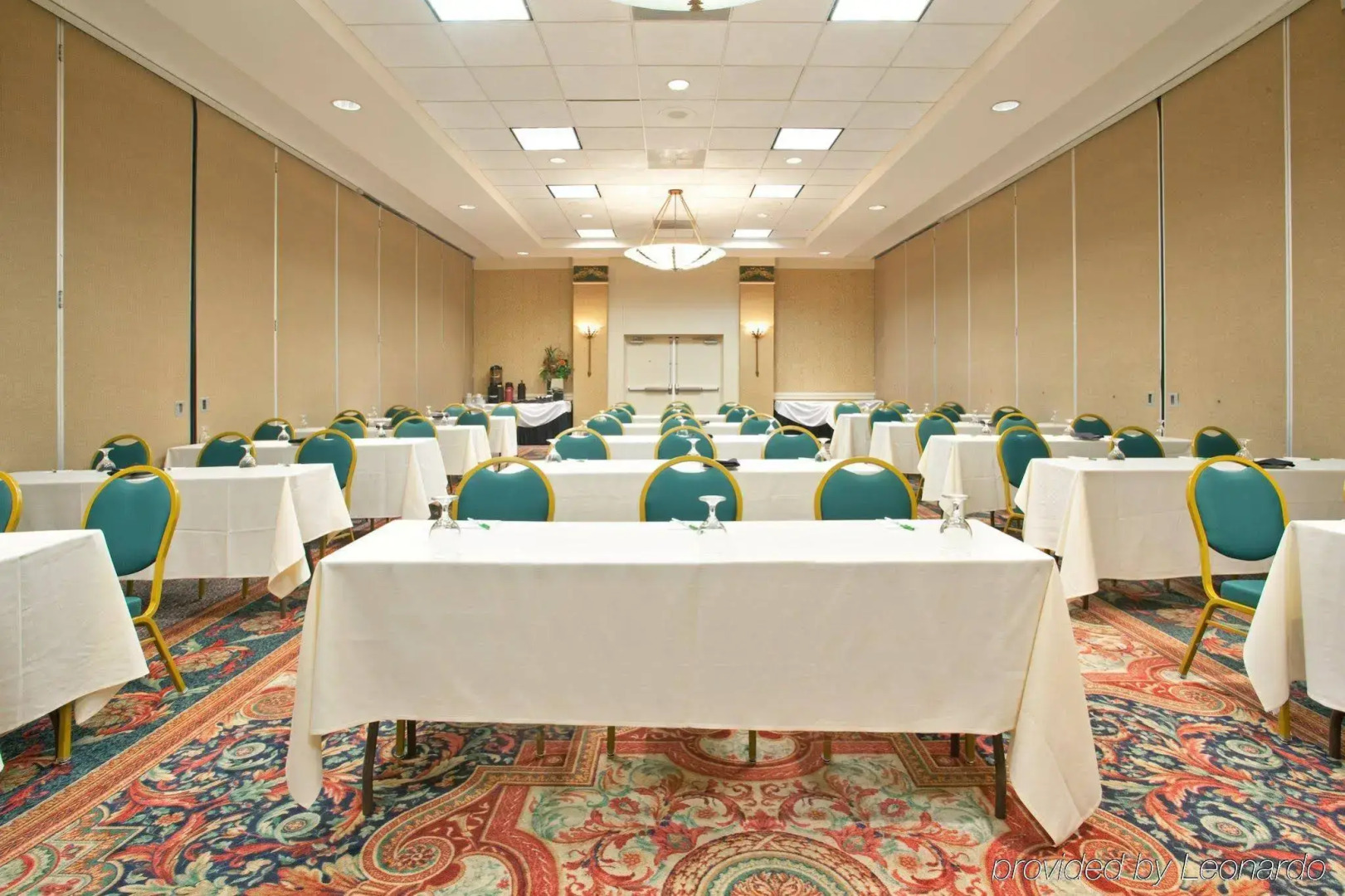 Holiday Inn Long Beach Airport Hotel and Conference Center by IHG