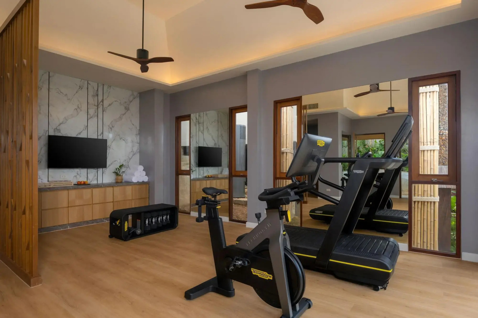 SINAE Phuket Luxury Hotel