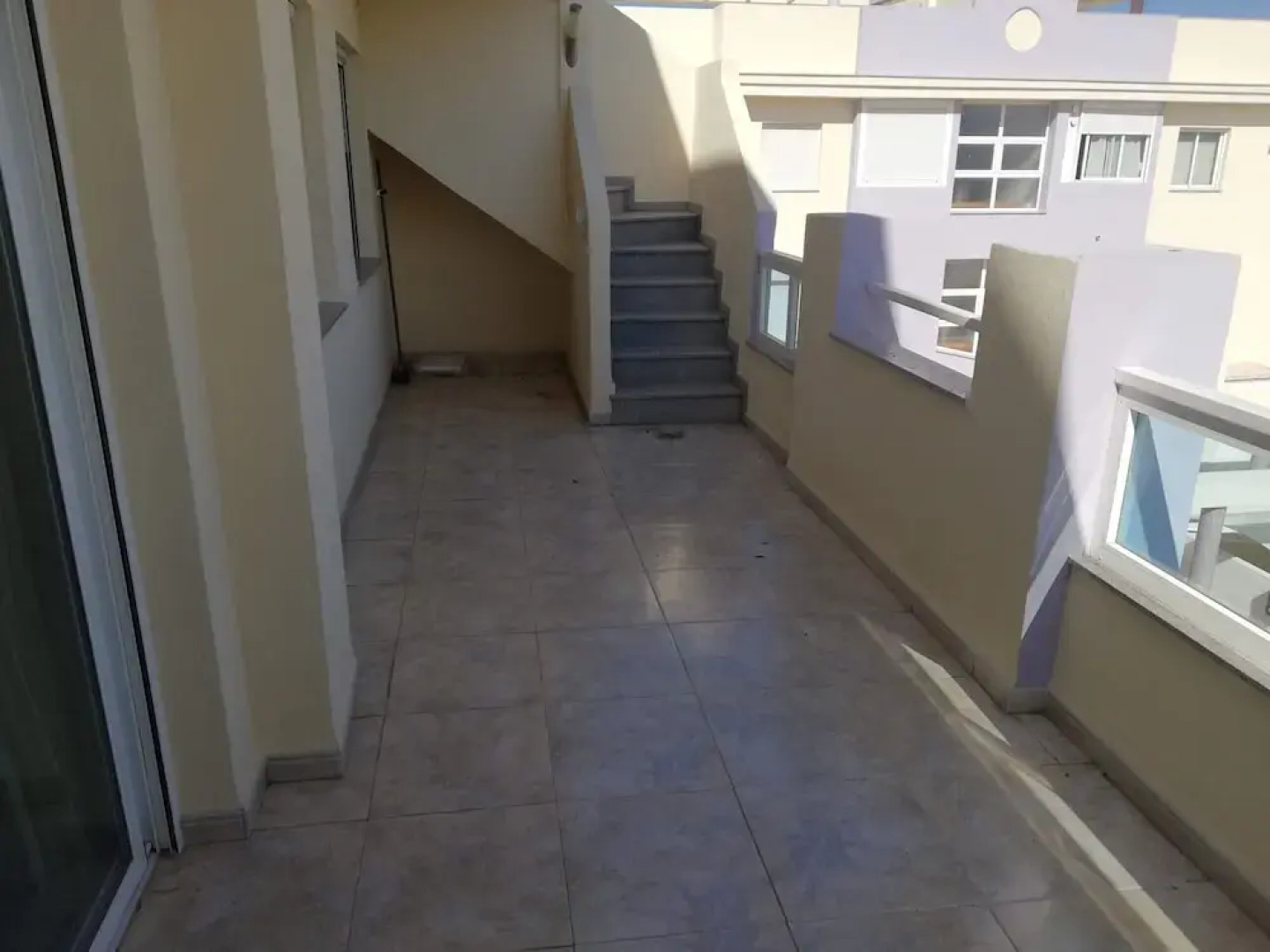 Mediterránea Bl 1 Esc. 1 1º pta C