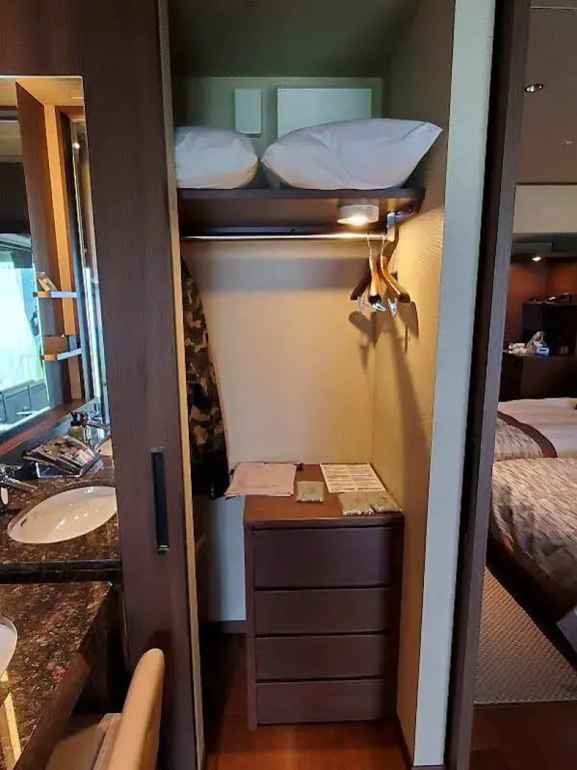 The Lake Suite Ko No Sumika