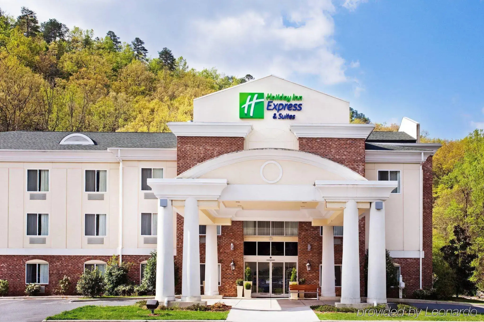 Holiday Inn Express Hotel & Suites Cherokee / Casino by IHG