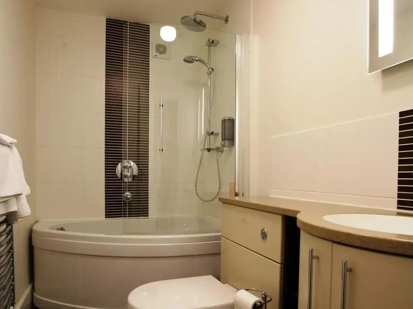 Best Western Forest Lodge