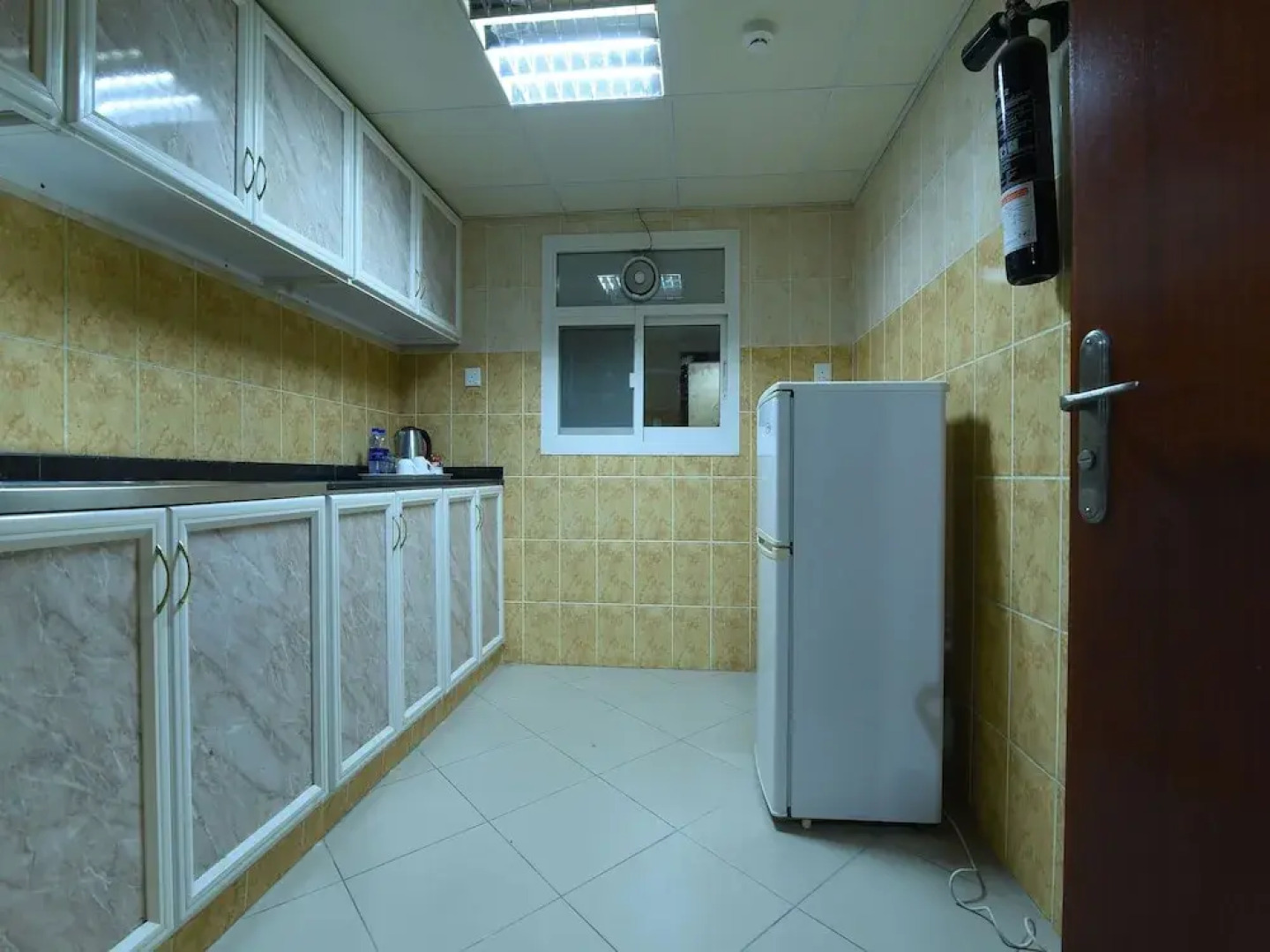 OYO 274 California Suites