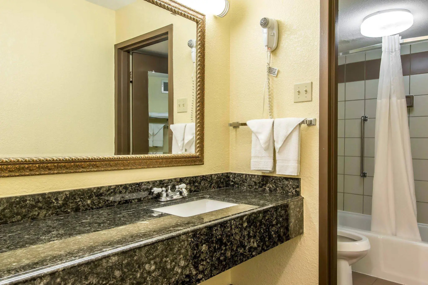 Quality Hotel Ardmore