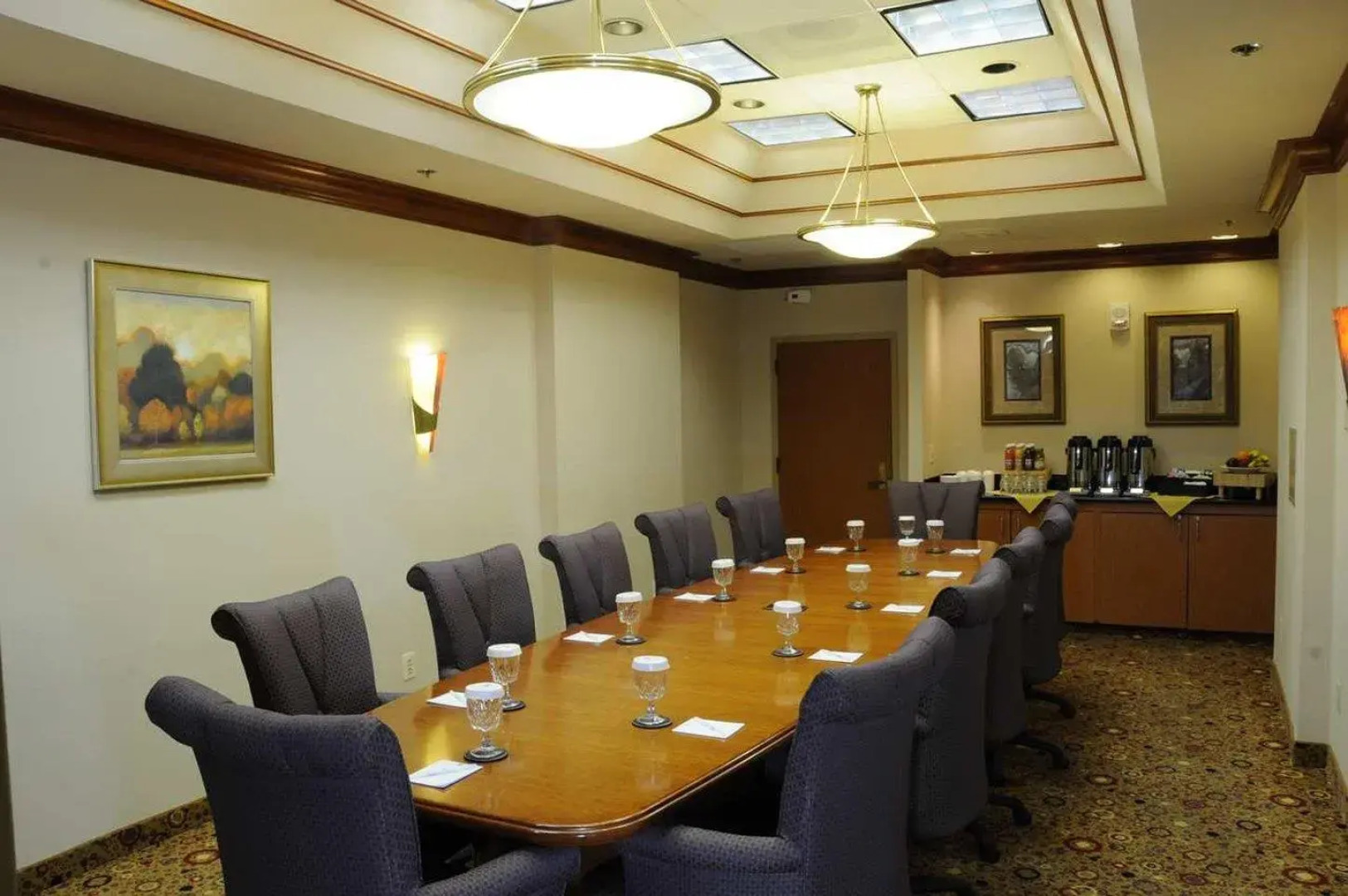 Embassy Suites by Hilton Tysons Corner