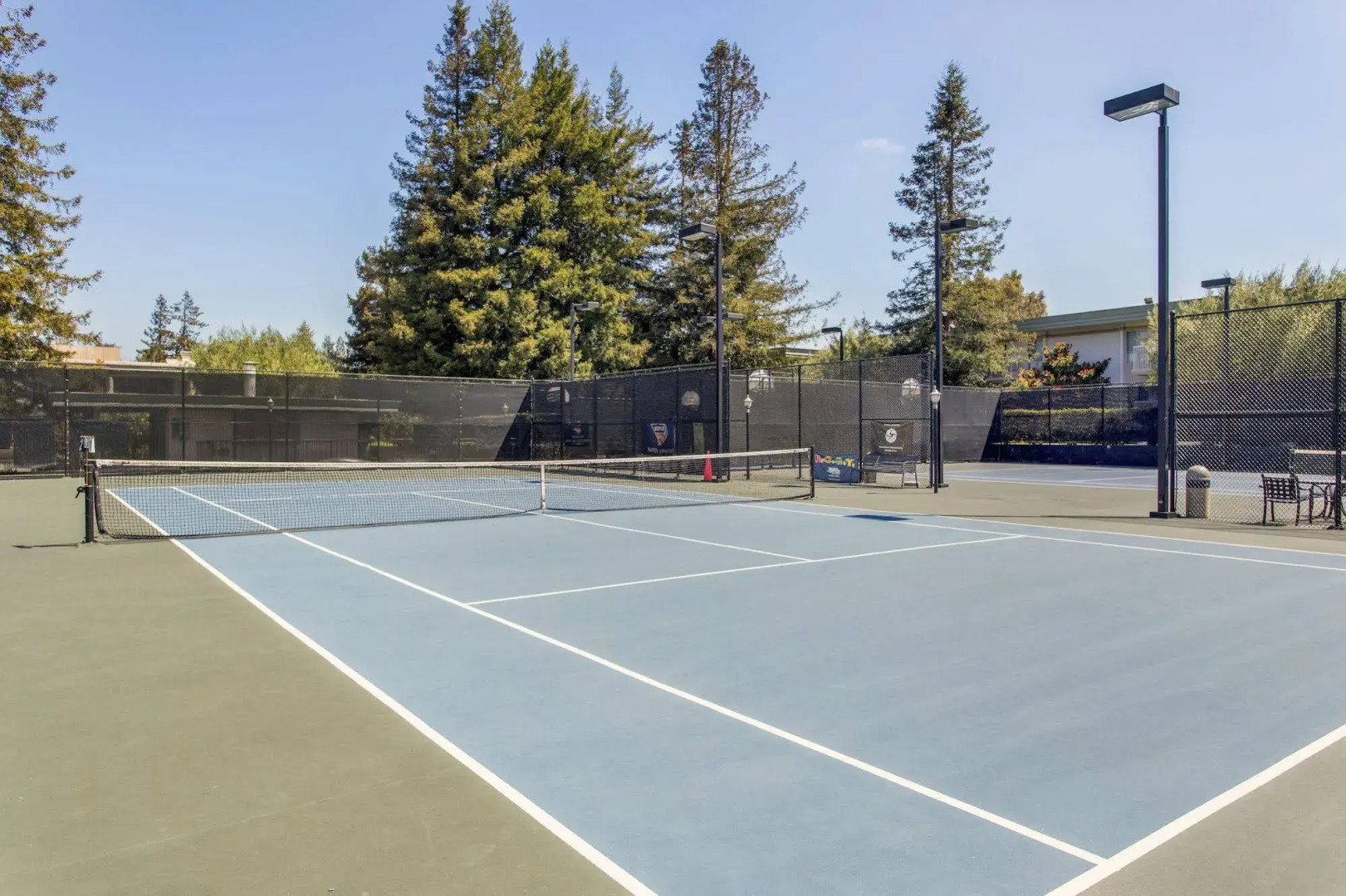 Oakwood At Eaves Mountain View