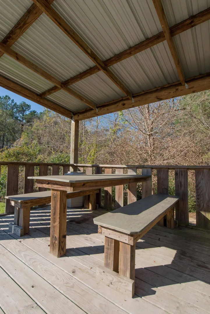 The Stagecoach Inn of Woodville