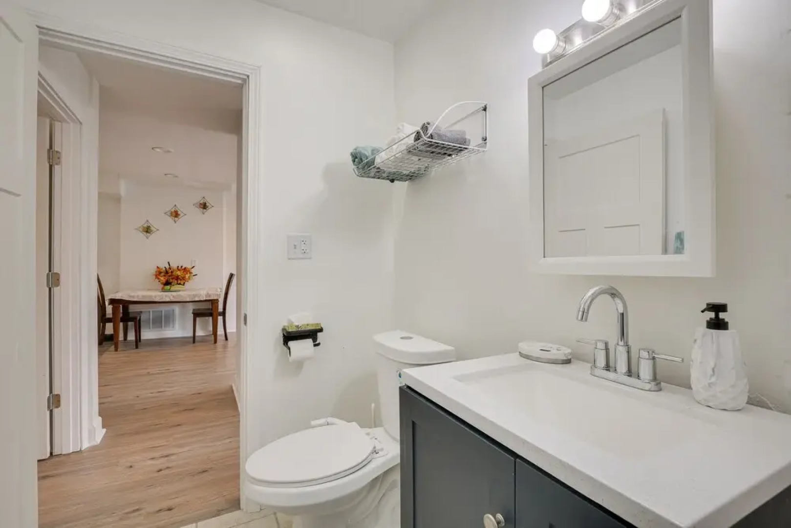 Berwyn Apartment Rental ~ 11 Mi to Chicago!