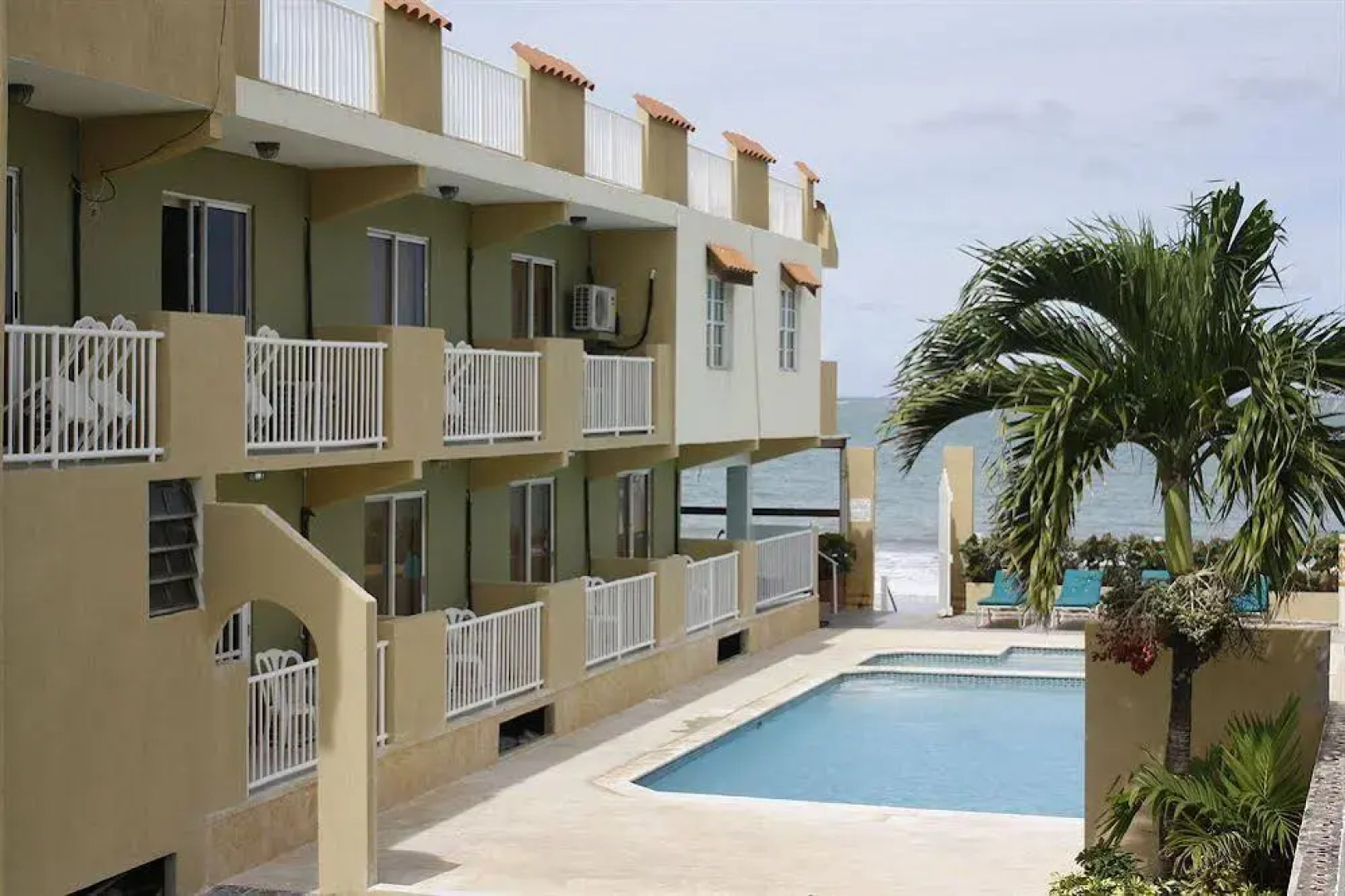 Yunque Mar Beach Hotel