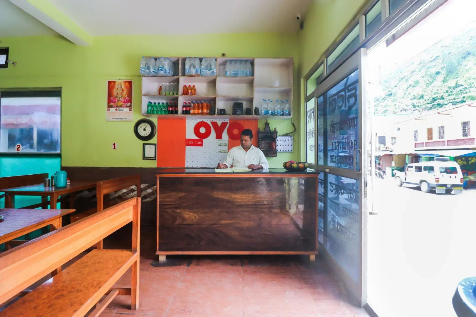 OYO Flagship 48702 Hotel Omkar