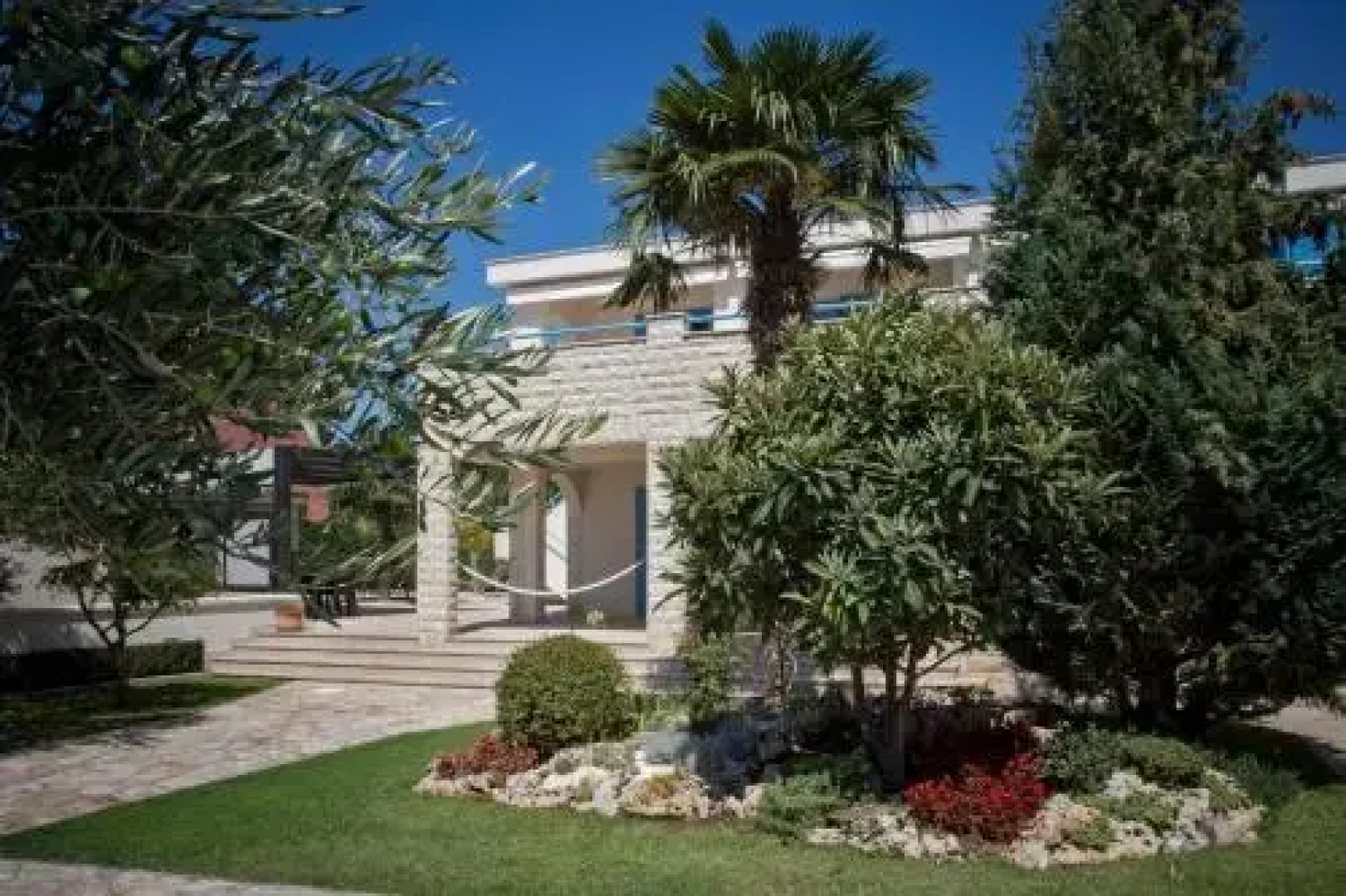 Apartments Villa Pina