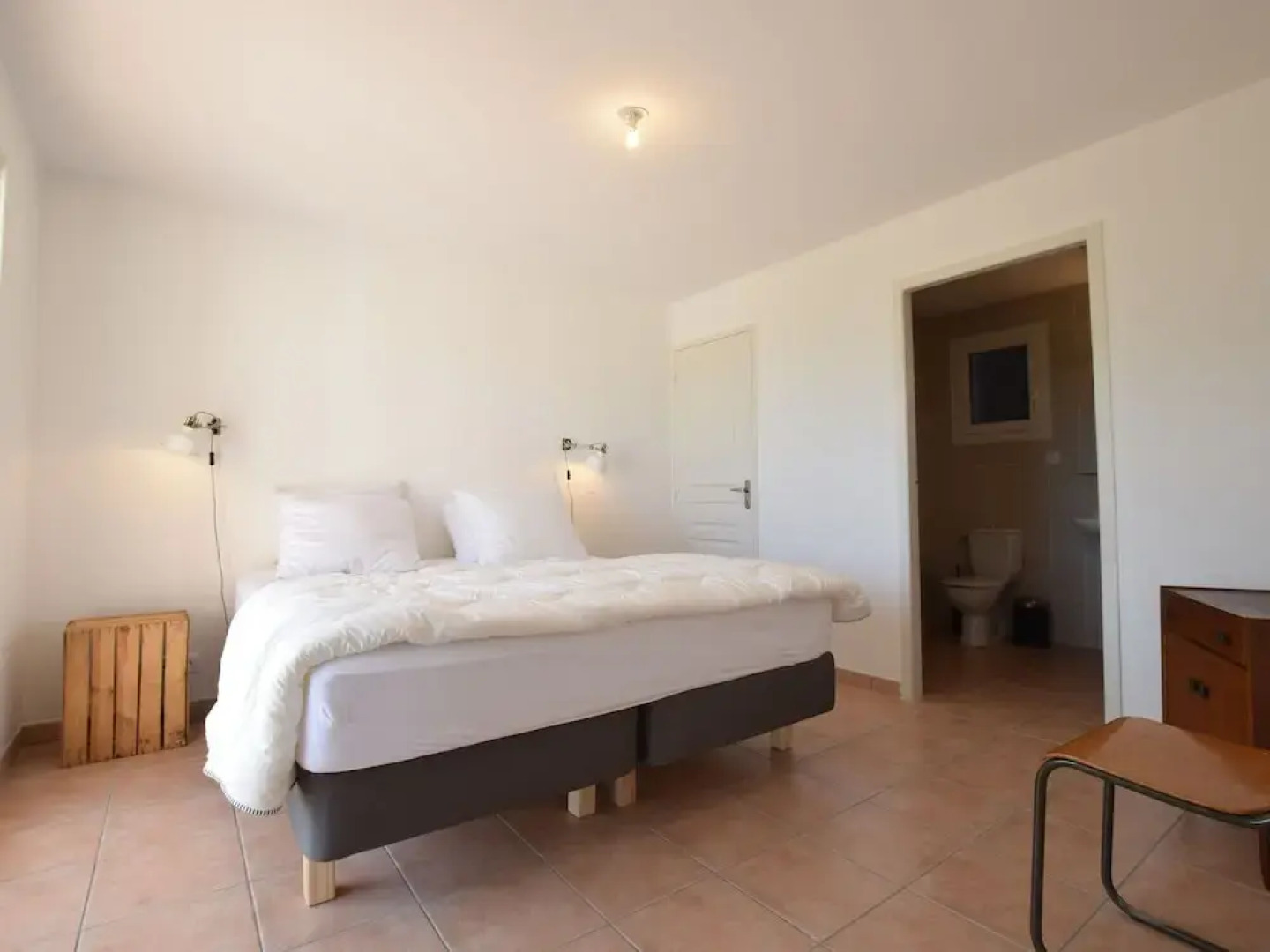 Beautifully Located Holiday Villa With Private Swimming Pool and Lovely View!