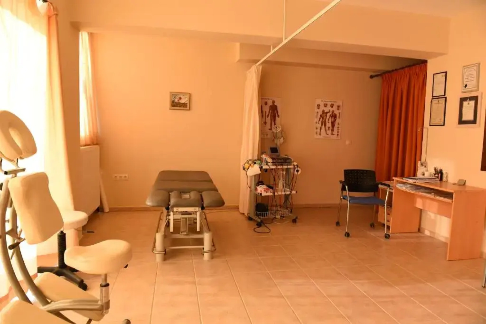 Antonis Studios & Apartments