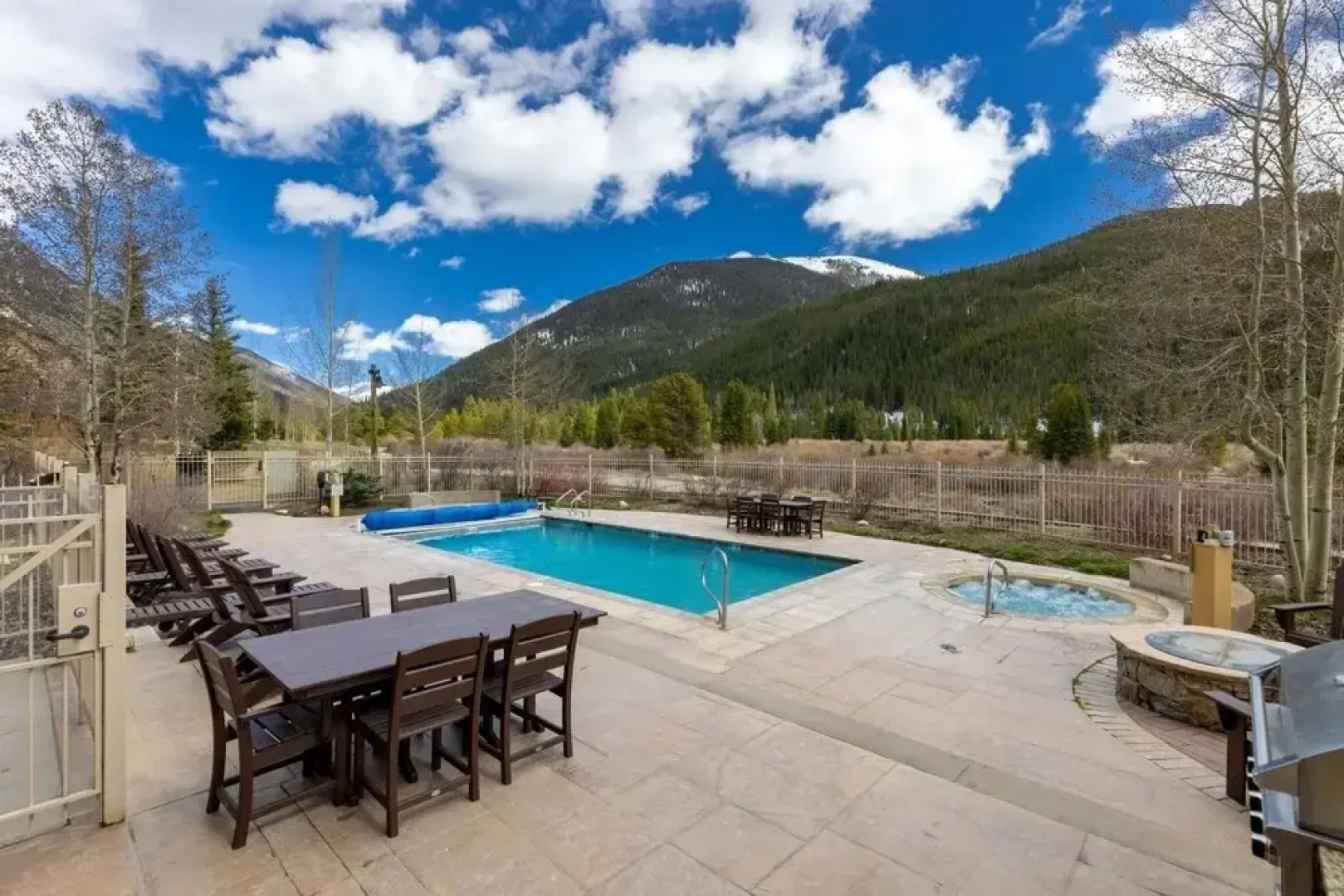 2348 Red Hawk Townhomes 3 Bedroom Condo by RedAwning