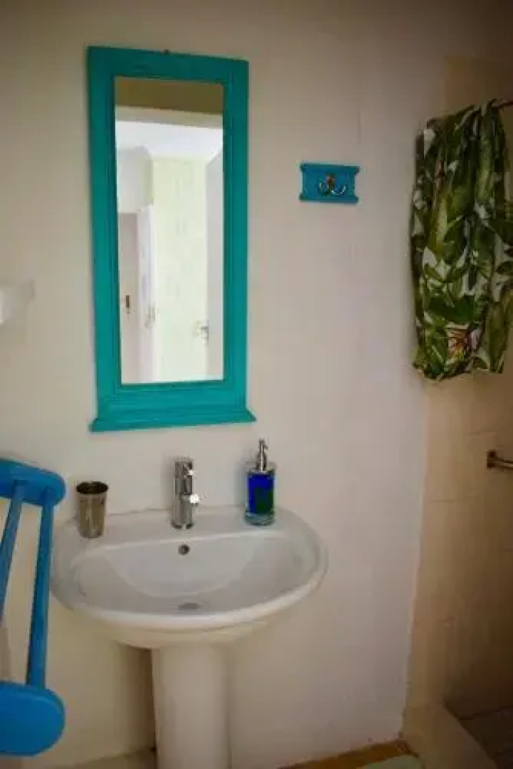 The Green Palm Cottage