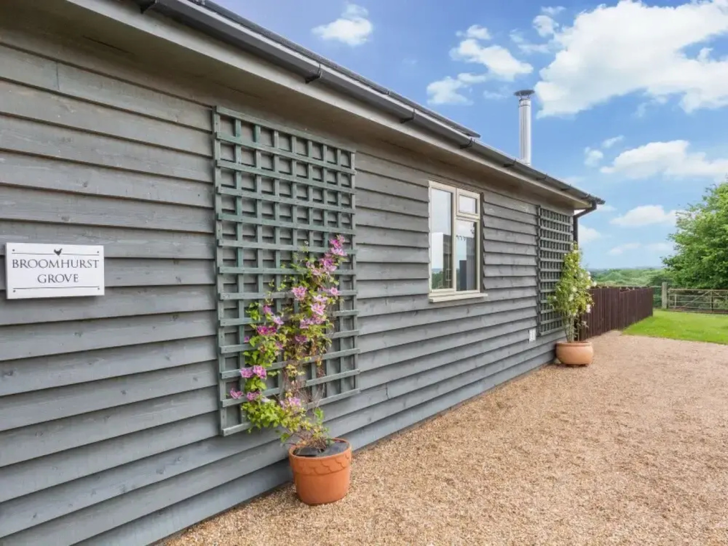 Holiday Home Broomhurst Grove