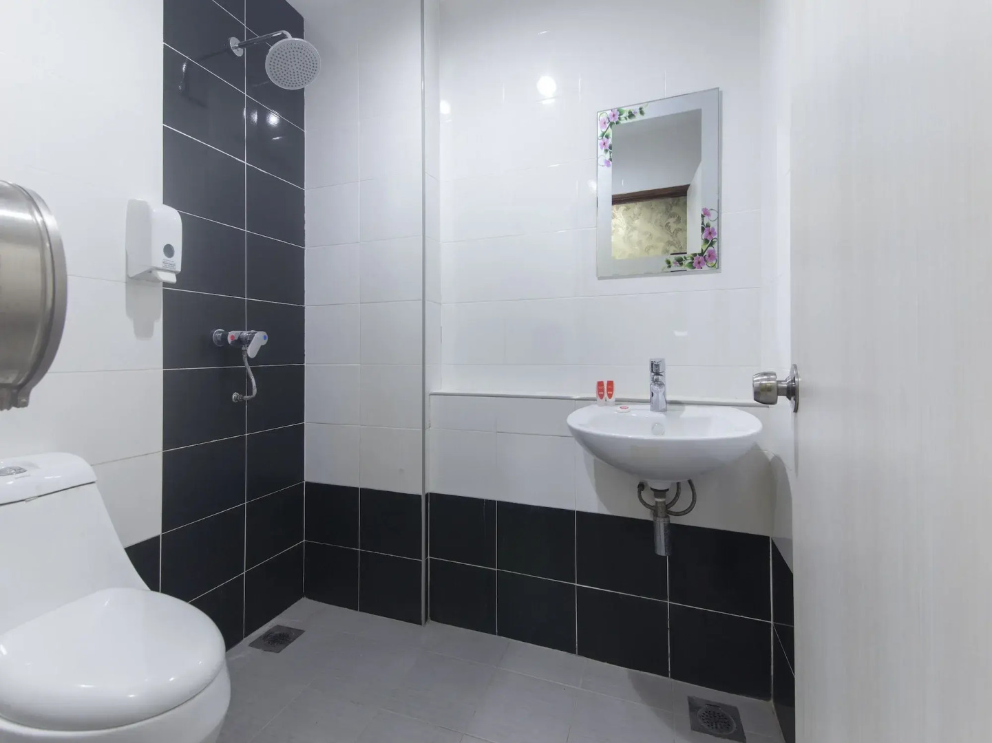 Super OYO Capital O 804 Hotel Pinji