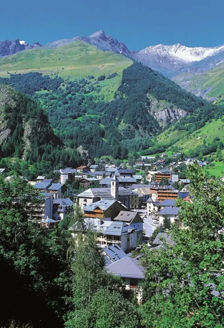 Royal Neige N°10 : Studio 3 Personnes / Studio 3 People