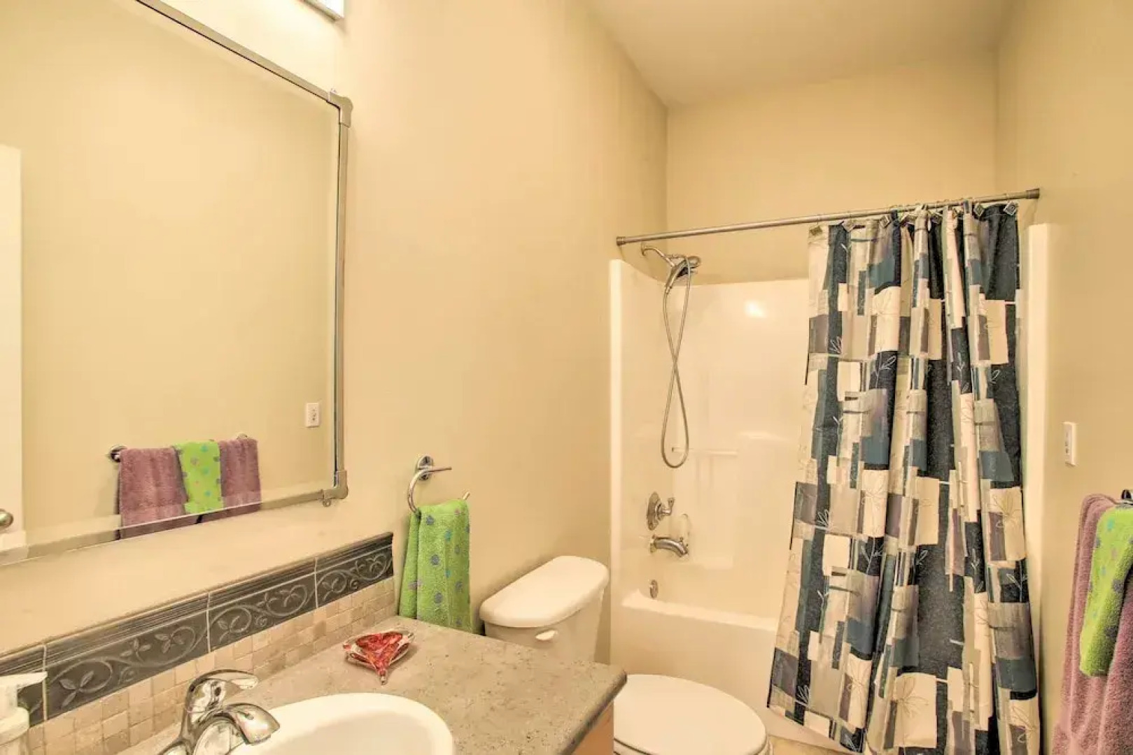 Secluded Home w/ Pool ~ 14 Mi to Coeur D'alene!