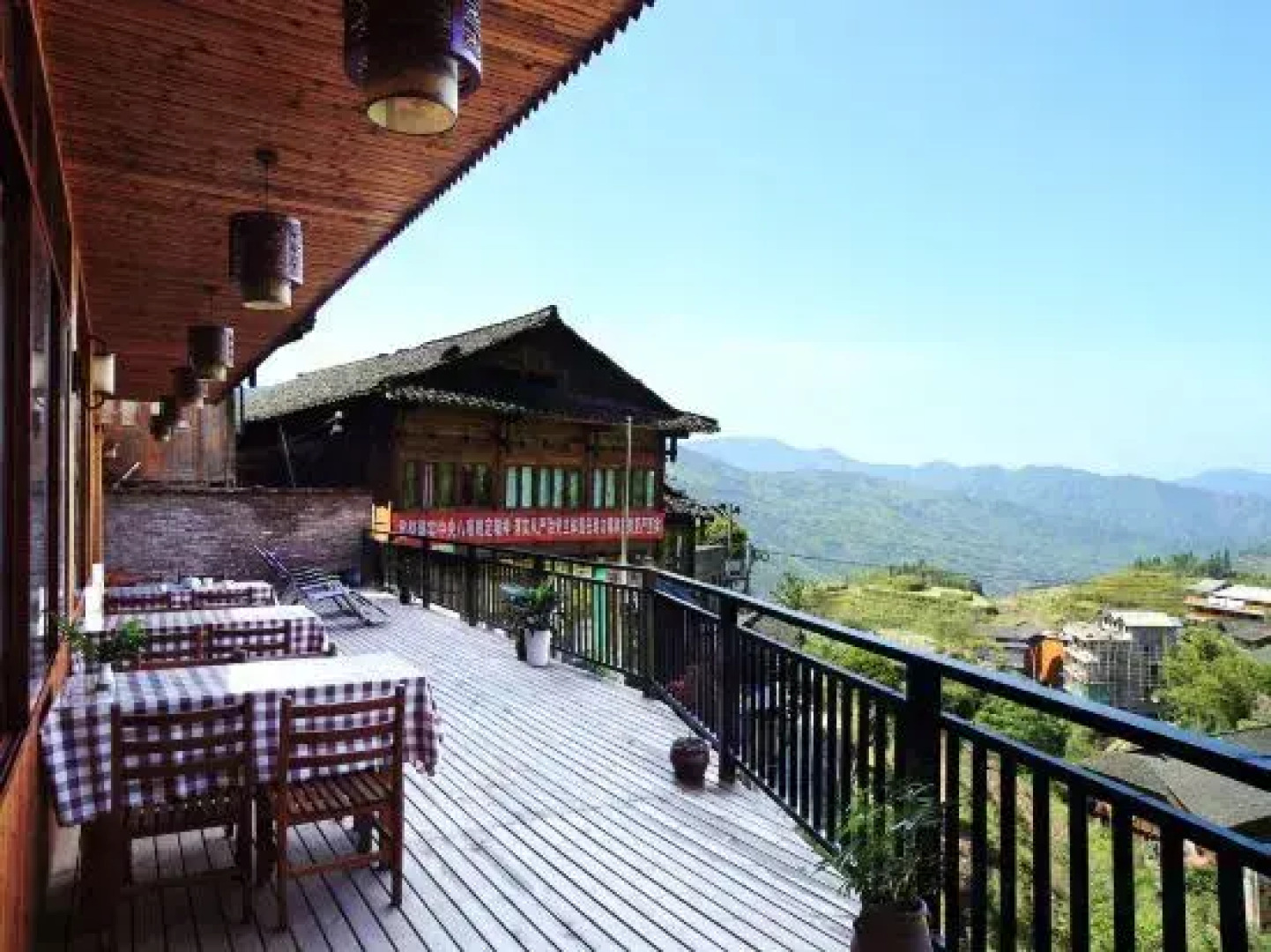 Xiangjing Hotel (Longsheng Longji Terrace)