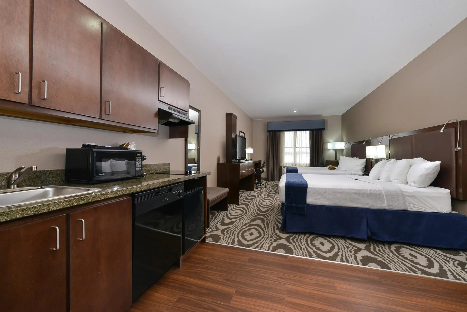 Best Western Plus Williston Hotel & Suites