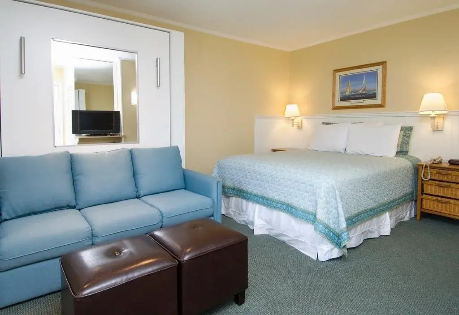 Breezeway Boutique Hotel