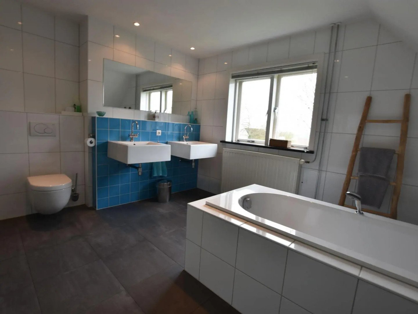 Spacious Farmhouse in IJzendijke with Garden