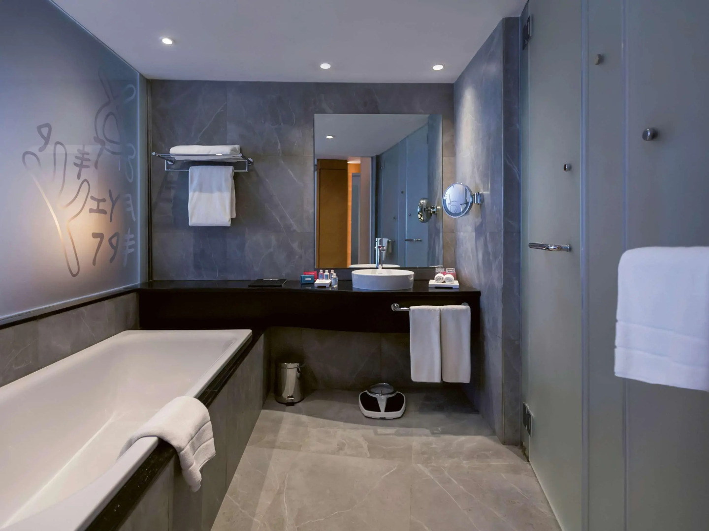 Mövenpick Hotel du Lac Tunis