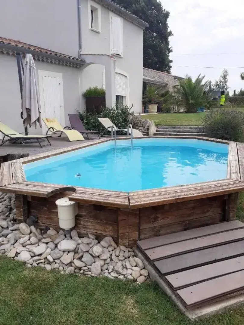 Villa de 2 chambres avec piscine privee jardin clos et wifi a Colonzelle