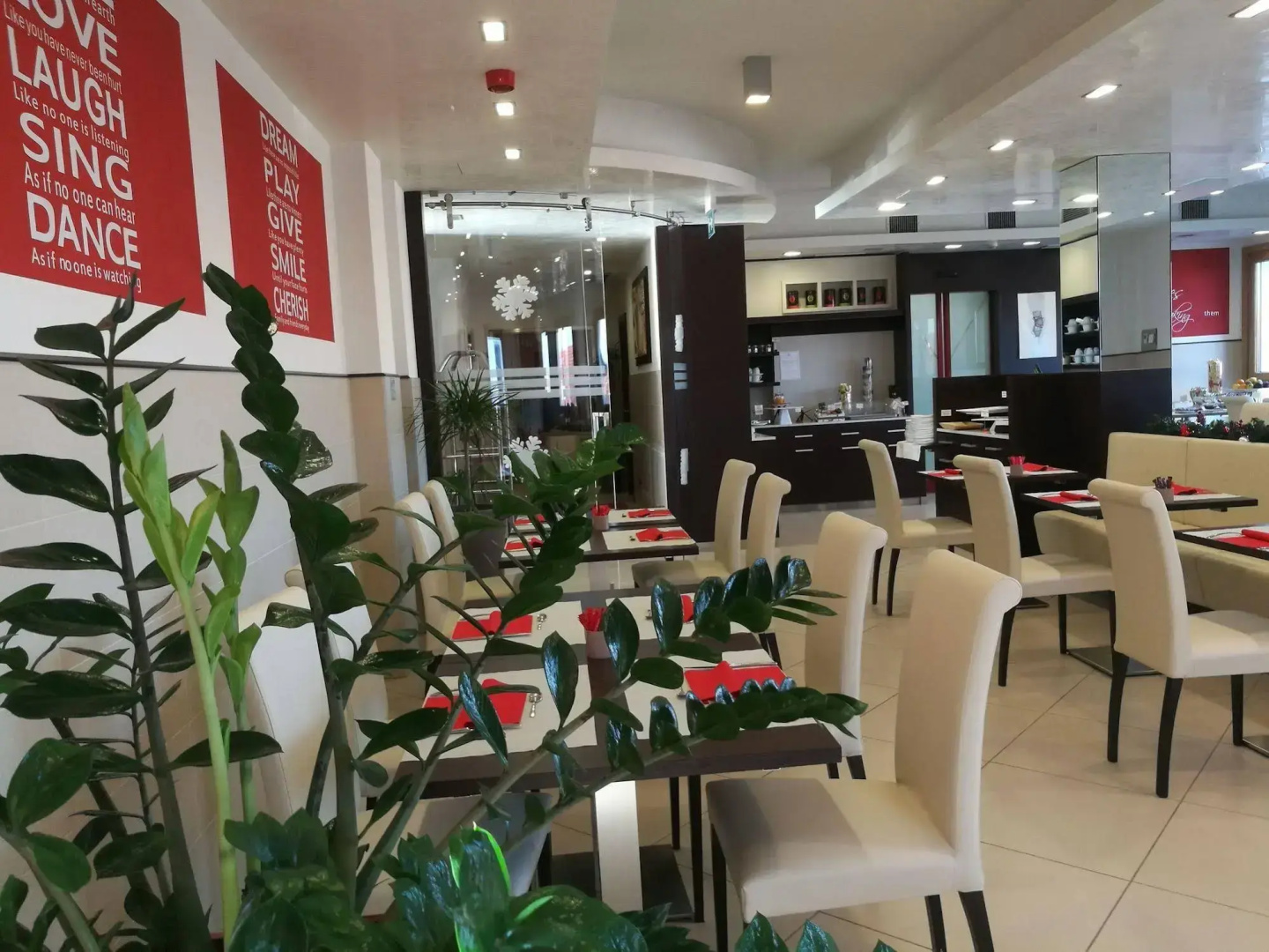 Kairos Garda Hotel