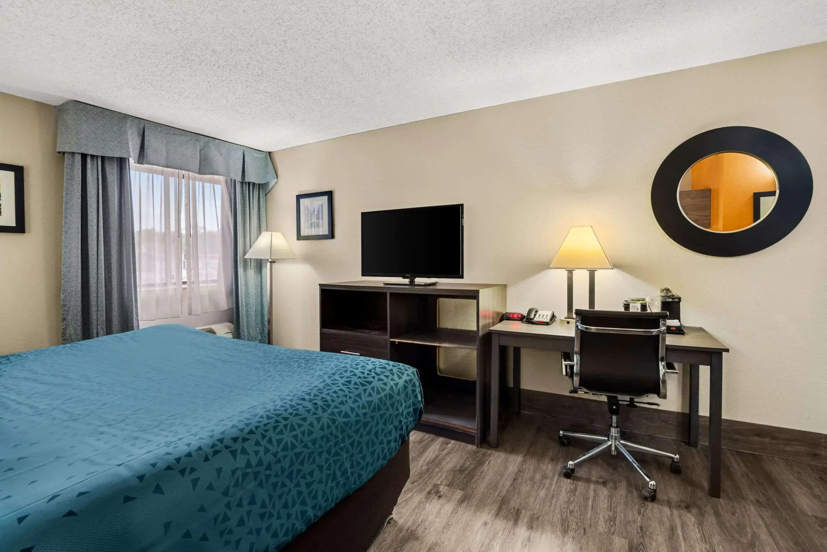 Quality Inn & Suites Columbia