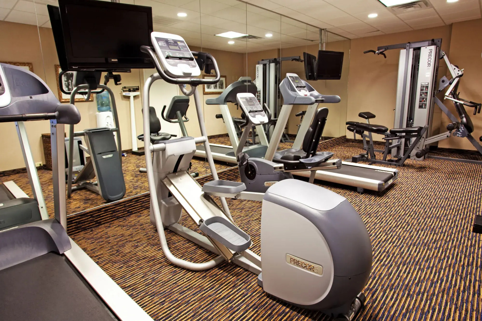 Holiday Inn Express & Suites Baton Rouge East by IHG