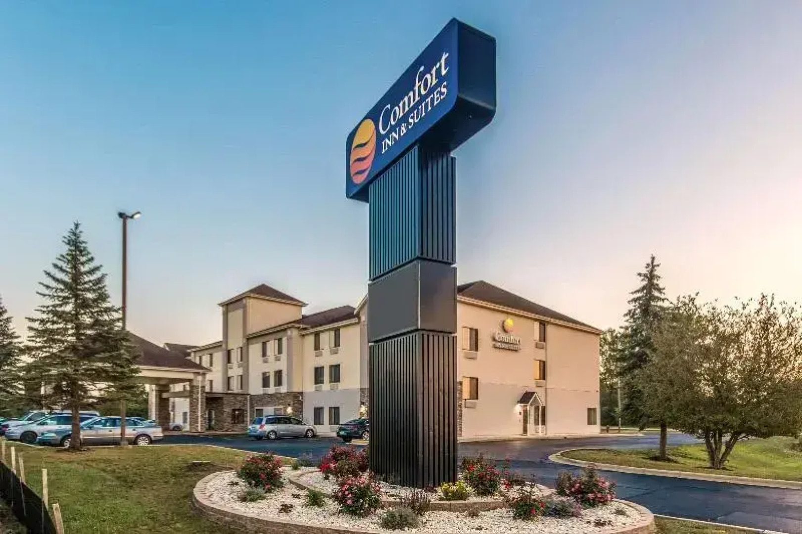 Comfort Inn and Suites North Aurora